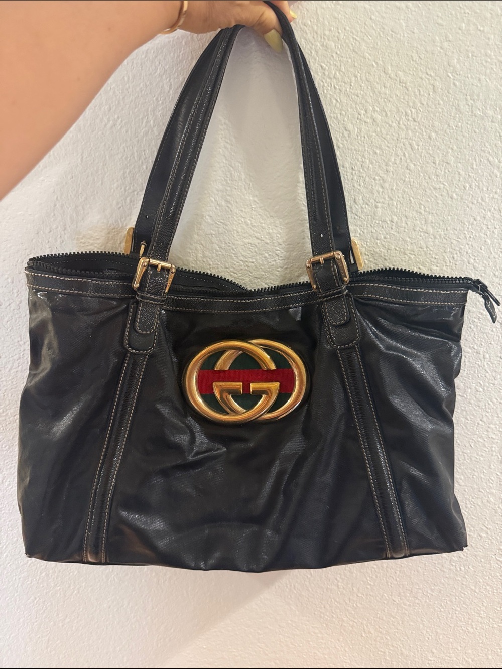 Gucci Black Leather Shoulder Bag with Gold Double G and Green-Red Web